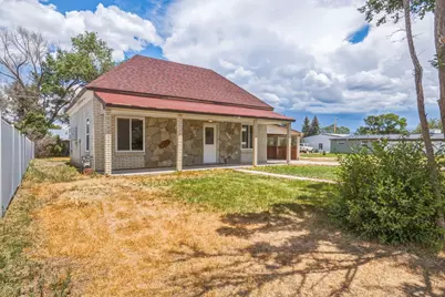 142 W 200 N, Panguitch, UT 84759 - Photo 2