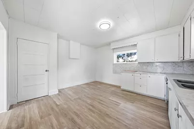 142 W 200 N, Panguitch, UT 84759 - Photo 4