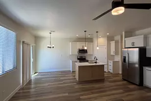 2153 W 380 S, Hurricane, UT 84737 - Photo 2