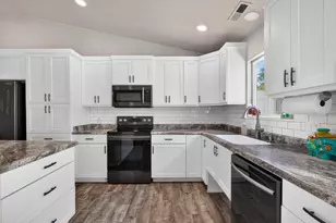 550 W Diagonal St, Saint George, UT 84770 - Photo 20
