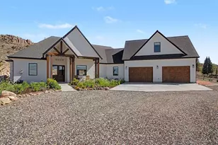164 W 100 St, Fremont, UT 84747 - Photo 14