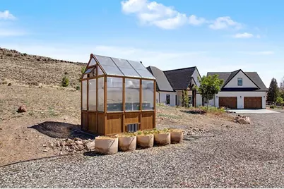 164 W 100 St, Fremont, UT 84747 - Photo 20
