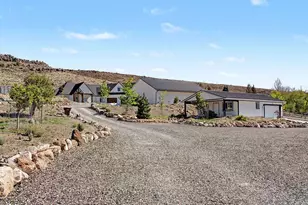 164 W 100 St, Fremont, UT 84747 - Photo 116