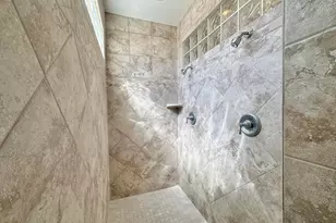 1220 N Spring Valley Dr, Washington, UT 84780 - Photo 10