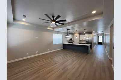 2213 W 320 S, Hurricane, UT 84737 - Photo 2