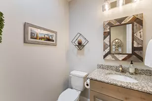 139 N Highland Pkwy, Washington, UT 84780 - Photo 36