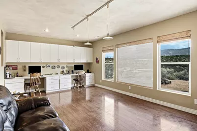 1387 S Hillcrest Dr, Cedar City, UT 84720 - Photo 44