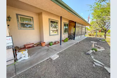 1272 E Chokeberry Dr, Saint George, UT 84790 - Photo 48