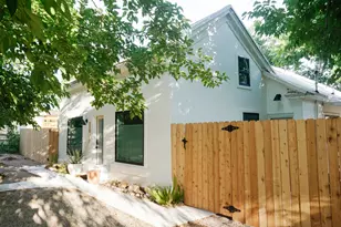 189 W 200 S, Washington, UT 84780 - Photo 2