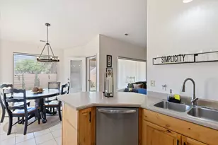 584 S Puerto Dr, Ivins, UT 84738 - Photo 12