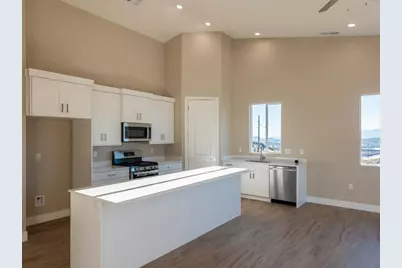 748 N 2760 W, Hurricane, UT 84737 - Photo 2
