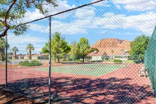 458 E Padre Lakes Dr, Ivins, UT 84738 - Photo 44