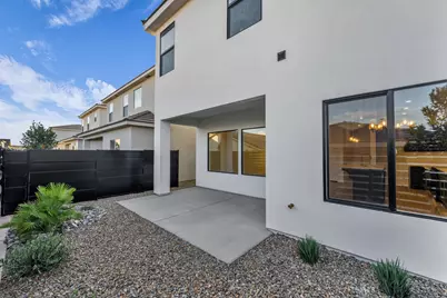 427 S Stewart Creek Dr, Washington, UT 84780 - Photo 6
