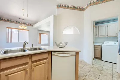 428 E Majestic Dr, Ivins, UT 84738 - Photo 16