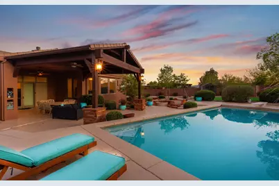 207 N Painted Hills Dr, Ivins, UT 84738 - Photo 1