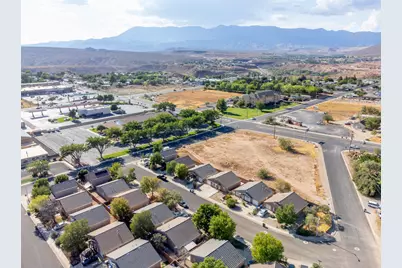 23 E 450 St N, La Verkin, UT 84745 - Photo 40