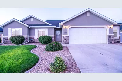 1894 W Gemini Meadows Ln, Cedar City, UT 84721 - Photo 2