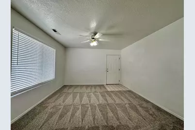 1063 S 430 E #4, Saint George, UT 84790 - Photo 4