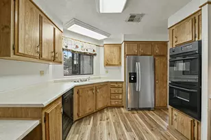 1526 N Dixie Downs Rd, Saint George, UT 84770 - Photo 14