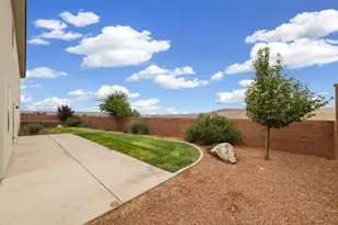 567 N Staci Dr, Hurricane, UT 84737 - Photo 32