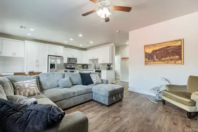 2541 Bella Vista Dr, Santa Clara, UT 84765 - Photo 10