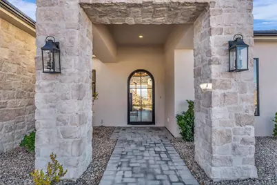 2098 S Pinto St, Washington, UT 84780 - Photo 4