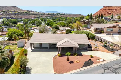 339 W Sandstone Cir, Saint George, UT 84770 - Photo 10