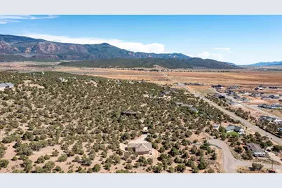 1533 S Cedar Bluffs Dr, Cedar City, UT 84720 - Photo 76