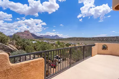 944 W Foothill Dr, Apple Valley, UT 84737 - Photo 58