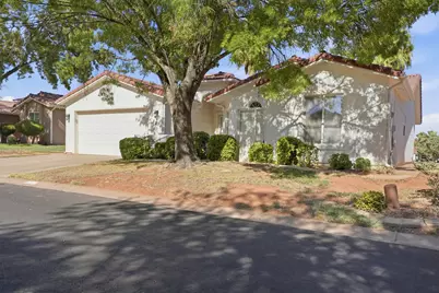 527 S Fiesta Dr, Ivins, UT 84738 - Photo 2