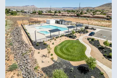 2703 W 625 N #4, Hurricane, UT 84737 - Photo 12