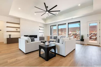 104 E 1060 S, Ivins, UT 84738 - Photo 10