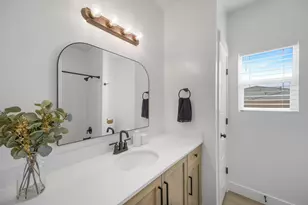 1540 E Honeycomb Dr, Saint George, UT 84790 - Photo 24