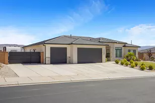 1540 E Honeycomb Dr, Saint George, UT 84790 - Photo 2