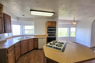 606 W Greens Lake Dr, Cedar City, UT 84720 - Photo 22