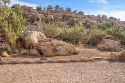1584 N Rome Way Way, Apple Valley, UT 84737 - Photo 8