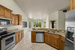 1630 E 2450 S St, Saint George, UT 84790 - Photo 14