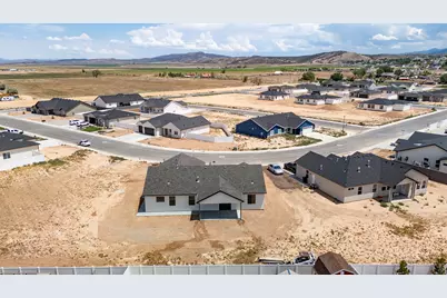 4933 N Remington Rd, Enoch, UT 84721 - Photo 46