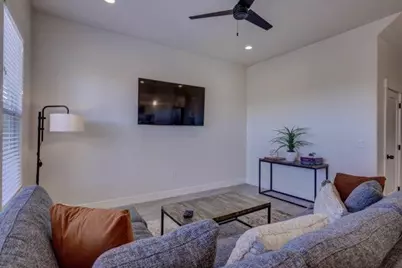 546 N Ventura Ln, Washington, UT 84780 - Photo 12
