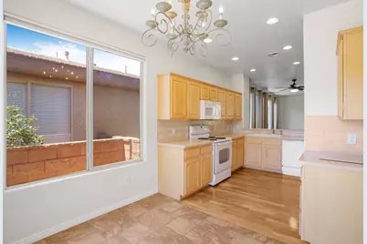 2196 N Silverstone Way, Washington, UT 84780 - Photo 6