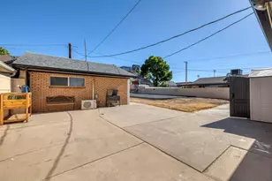683 E 600 S, Saint George, UT 84770 - Photo 32