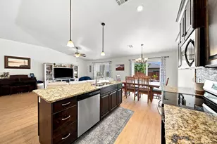 151 E Gold Bullion Way, Washington, UT 84780 - Photo 18