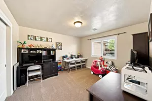 151 E Gold Bullion Way, Washington, UT 84780 - Photo 6