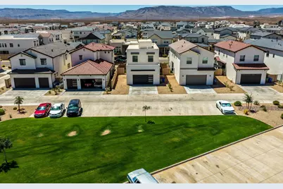 628 W Juniper Hill Dr, Saint George, UT 84790 - Photo 8