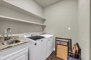 1129 N Horsemans Pk Dr, Dammeron Valley, UT 84783 - Photo 22