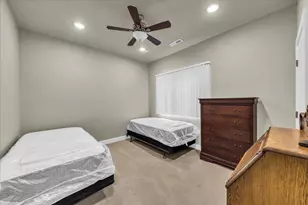 1129 N Horsemans Pk Dr, Dammeron Valley, UT 84783 - Photo 16