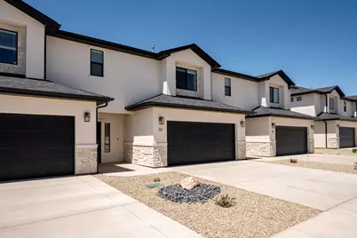 51 S 4375 W #32, Cedar City, UT 84720 - Photo 2