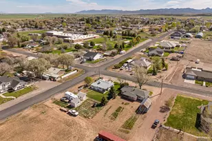 318 S Center St, Enterprise, UT 84725 - Photo 24