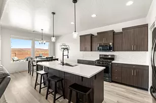 6043 S Hydrangea Way, Saint George, UT 84790 - Photo 10