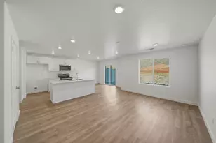 2205 S Wolverine Way, Washington, UT 84780 - Photo 10